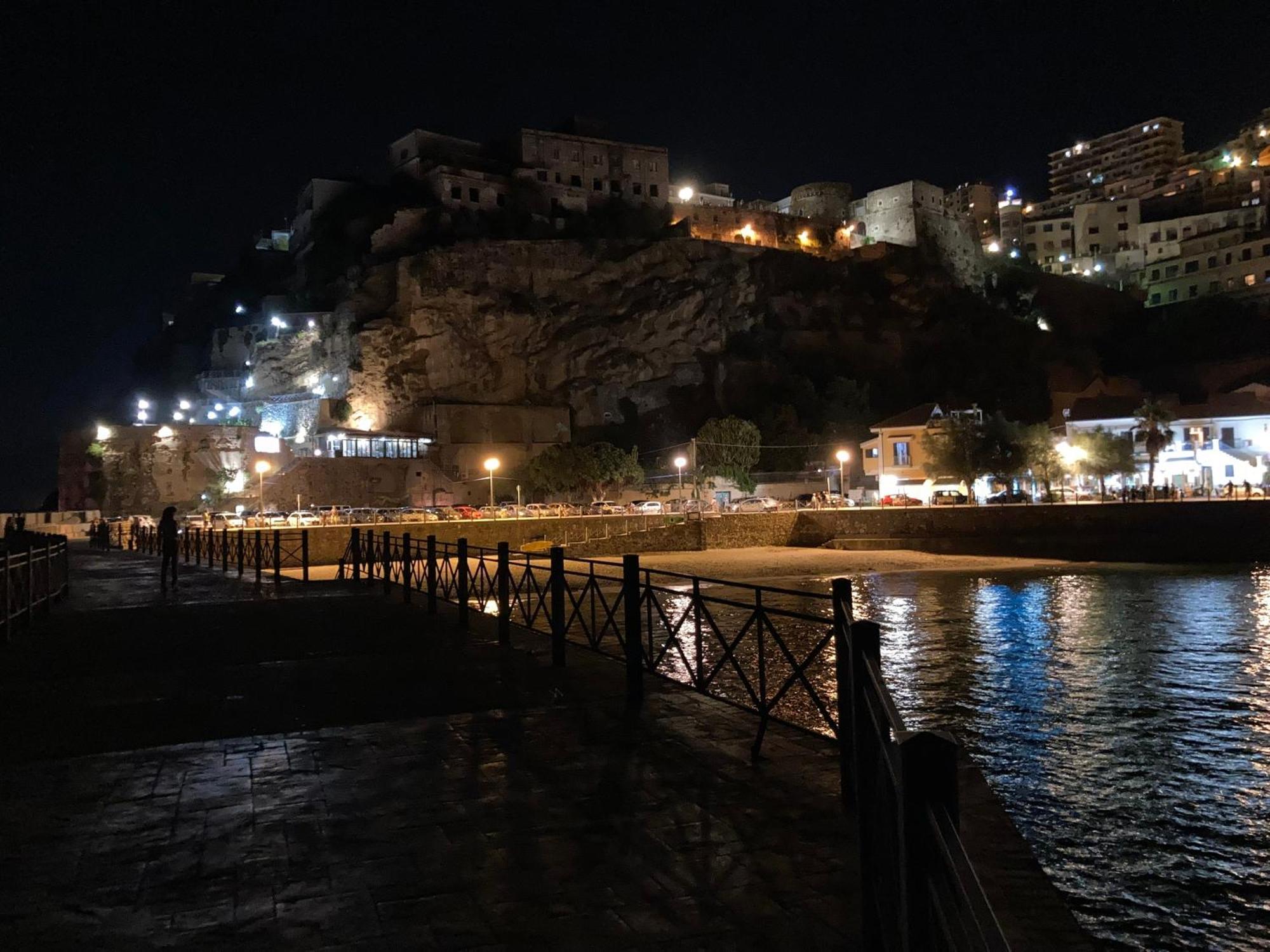 Residenza Ferdinando - 40M Dal Mare Apartment Pizzo  Exterior foto