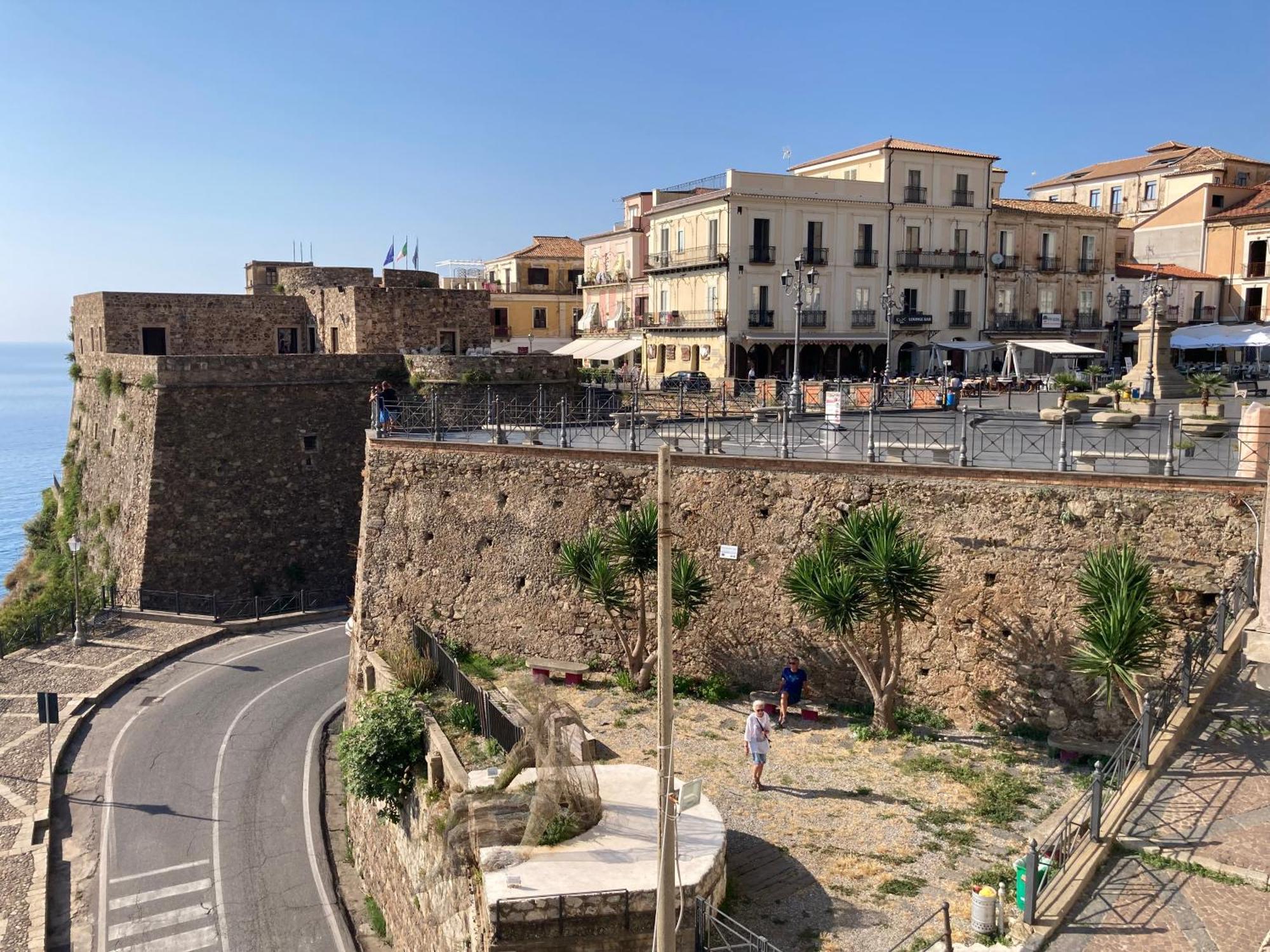 Residenza Ferdinando - 40M Dal Mare Apartment Pizzo  Exterior foto